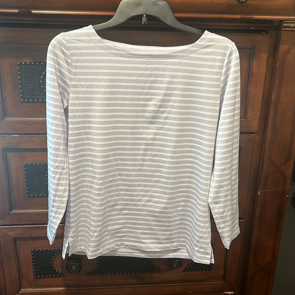 Lavender Vineyardvines performance top